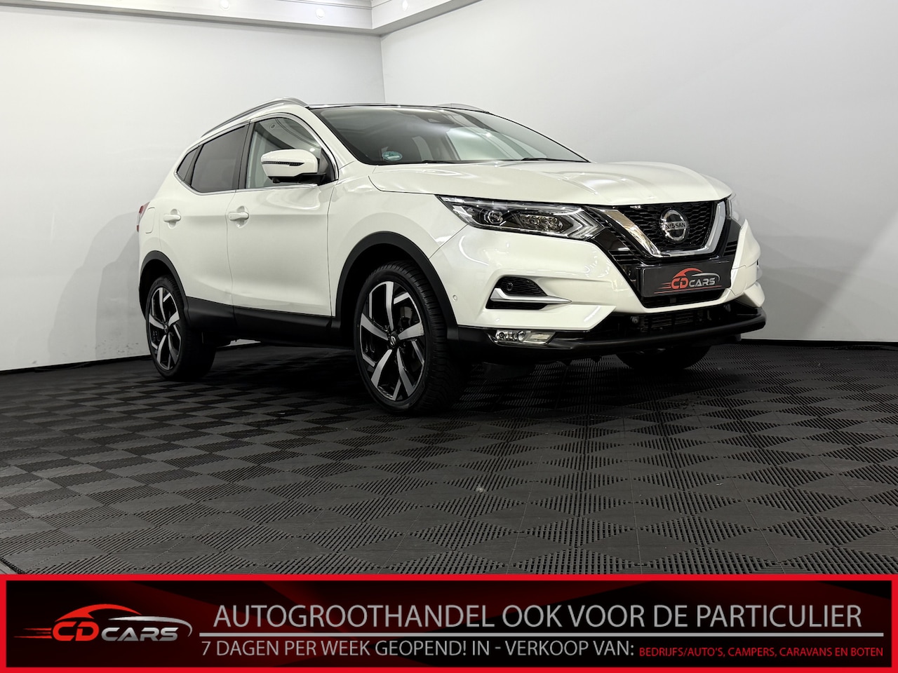Nissan Qashqai - 1.2 Tekna Panoramadak, 360 Camera, Navi, Cruise control, Keyless start, Rijstrok correctie - AutoWereld.nl