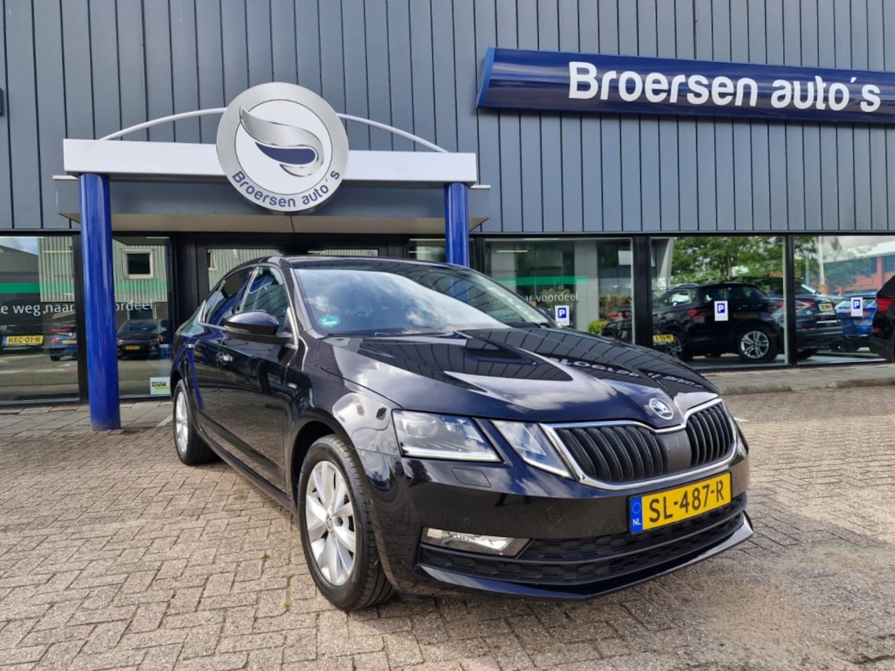 Skoda Octavia - 1.0 TSI Ambition Business | 116PK | Navigatie | Camera | Cruise Control | - AutoWereld.nl