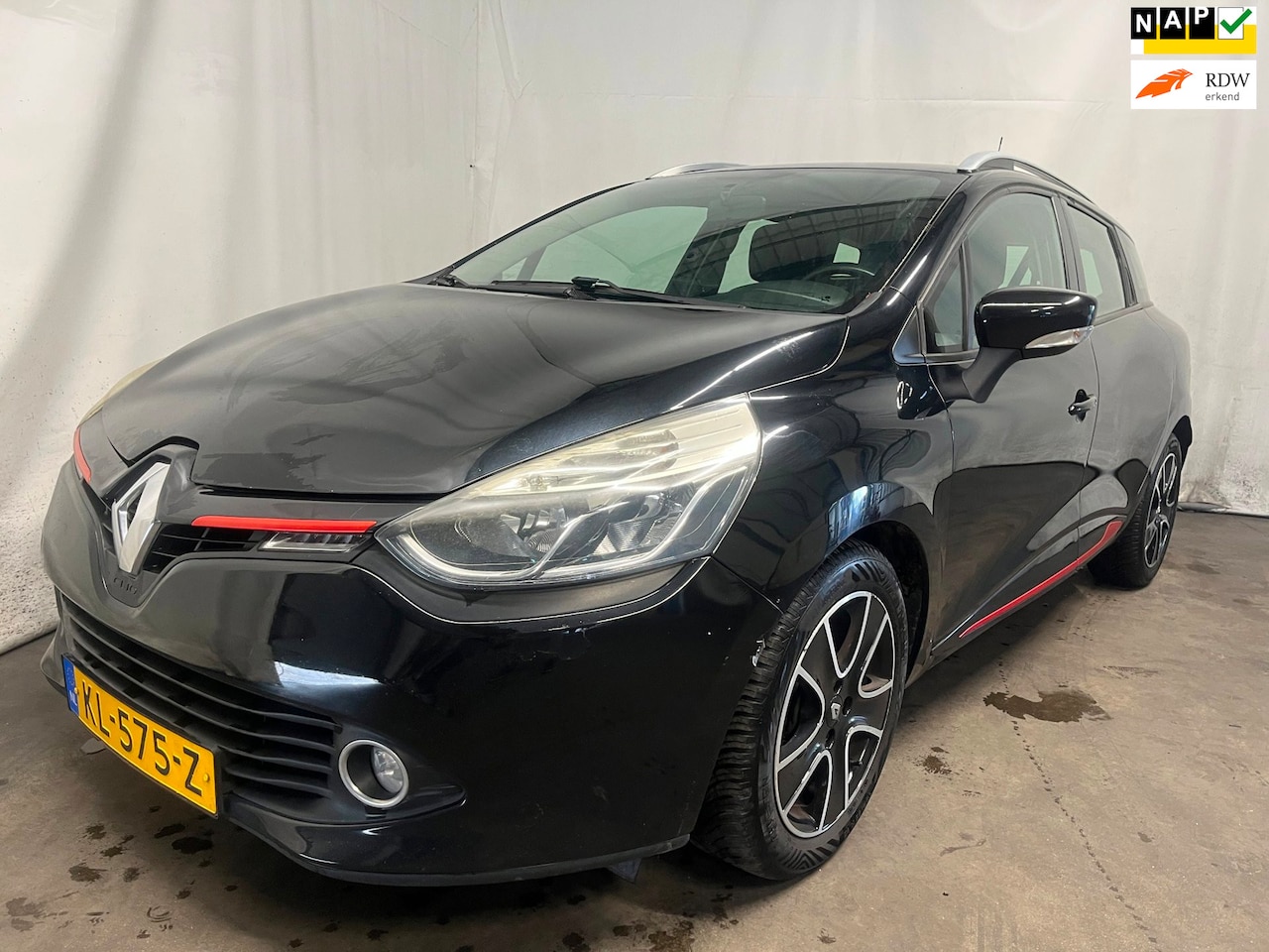 Renault Clio Estate - 1.5 dCi ECO Expression - Schade - AutoWereld.nl