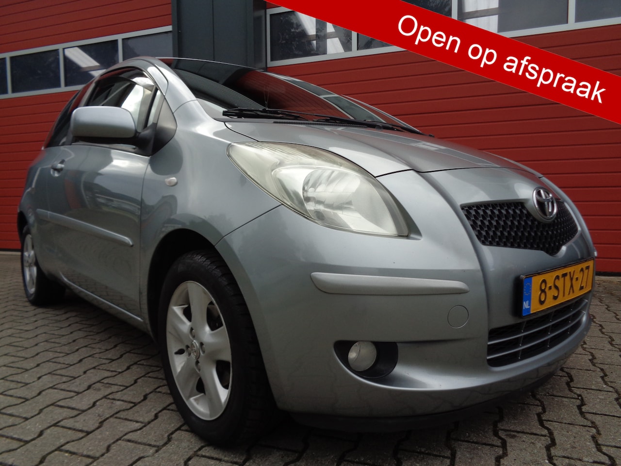 Toyota Yaris - 1.0 VVT-i Sol 1.0 VVTi Sol,Airco,Keyless,Leuke auto! - AutoWereld.nl