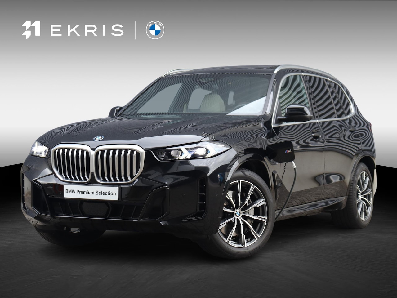 BMW X5 - xDrive50e | M Sportpakket | Panodak | Head-Up | Driving Assistant Prof. | Massage | Stoelv - AutoWereld.nl