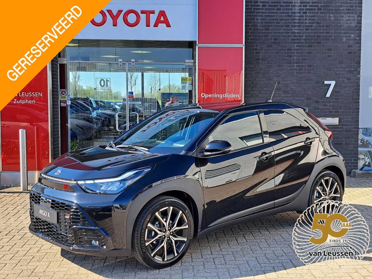 Toyota Aygo X - HYBRID 115 GR-SPORT 18'' LM-VELGEN PDC STOELVERWARMING AD-CRUISE - AutoWereld.nl