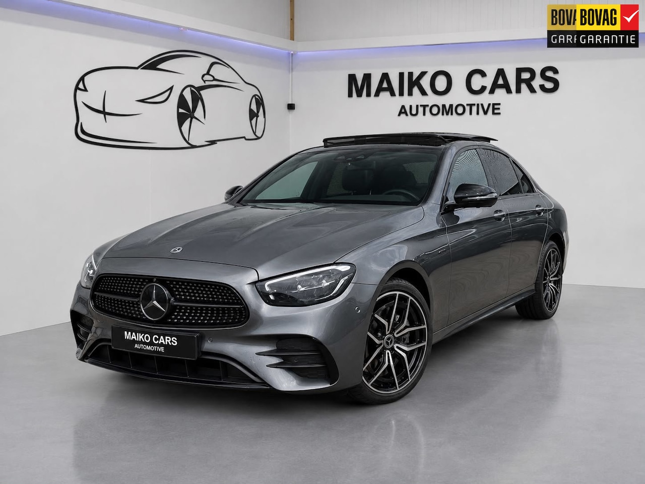 Mercedes-Benz E-klasse - 300 e 4MATIC AMG LINE PANO 360 CAMERA - AutoWereld.nl
