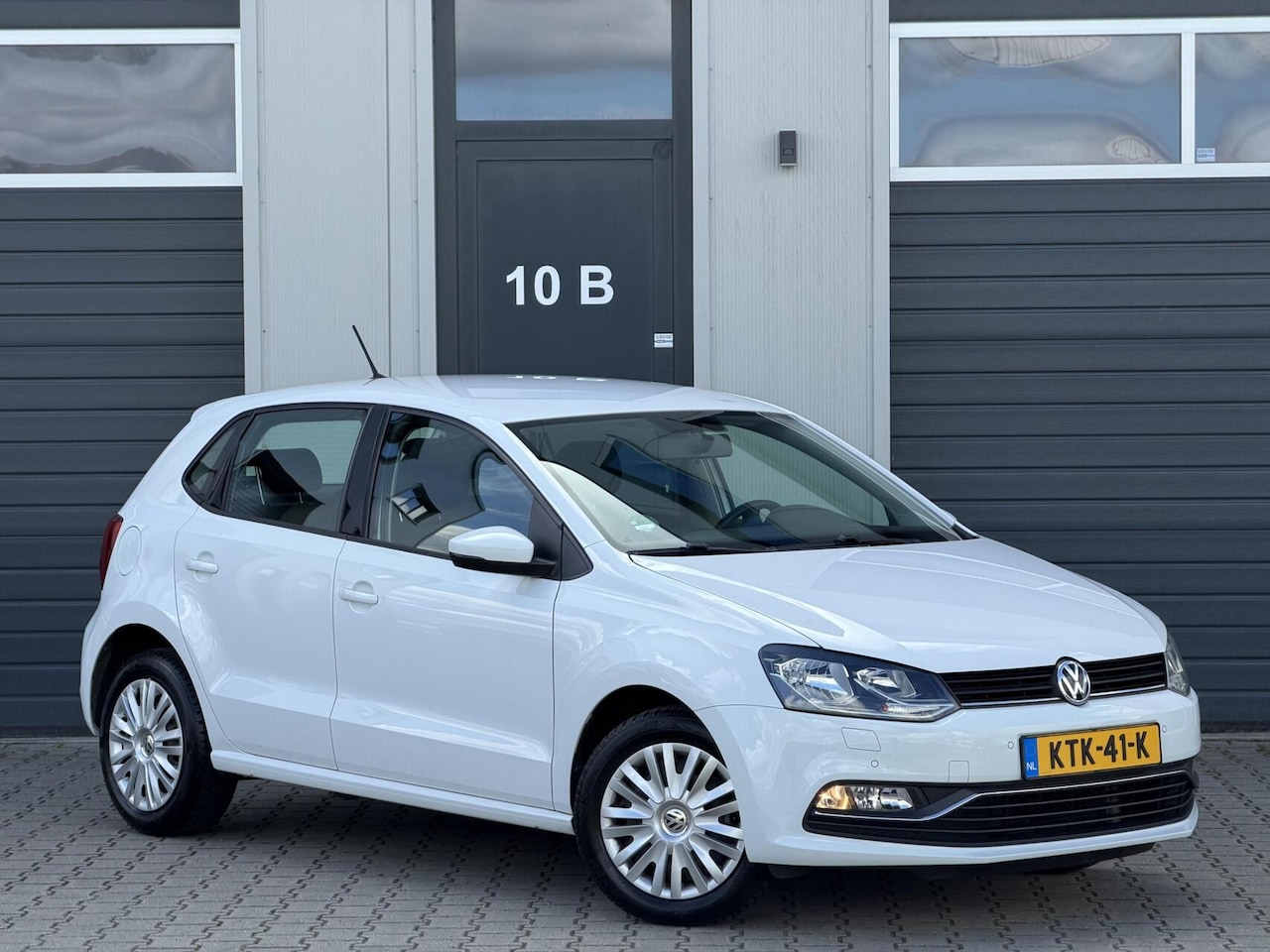 Volkswagen Polo - 1.0 MPI Trendline / Facelift / 1eig / Luxe - AutoWereld.nl