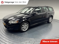 Volvo V50 - 2.0i Kinetic Trekhaak-Cr.contr-Clima-Parkeersensoren-Lm16''velgen