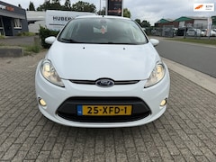 Ford Fiesta - 1.6 TDCi ECOnetic Lease Titanium