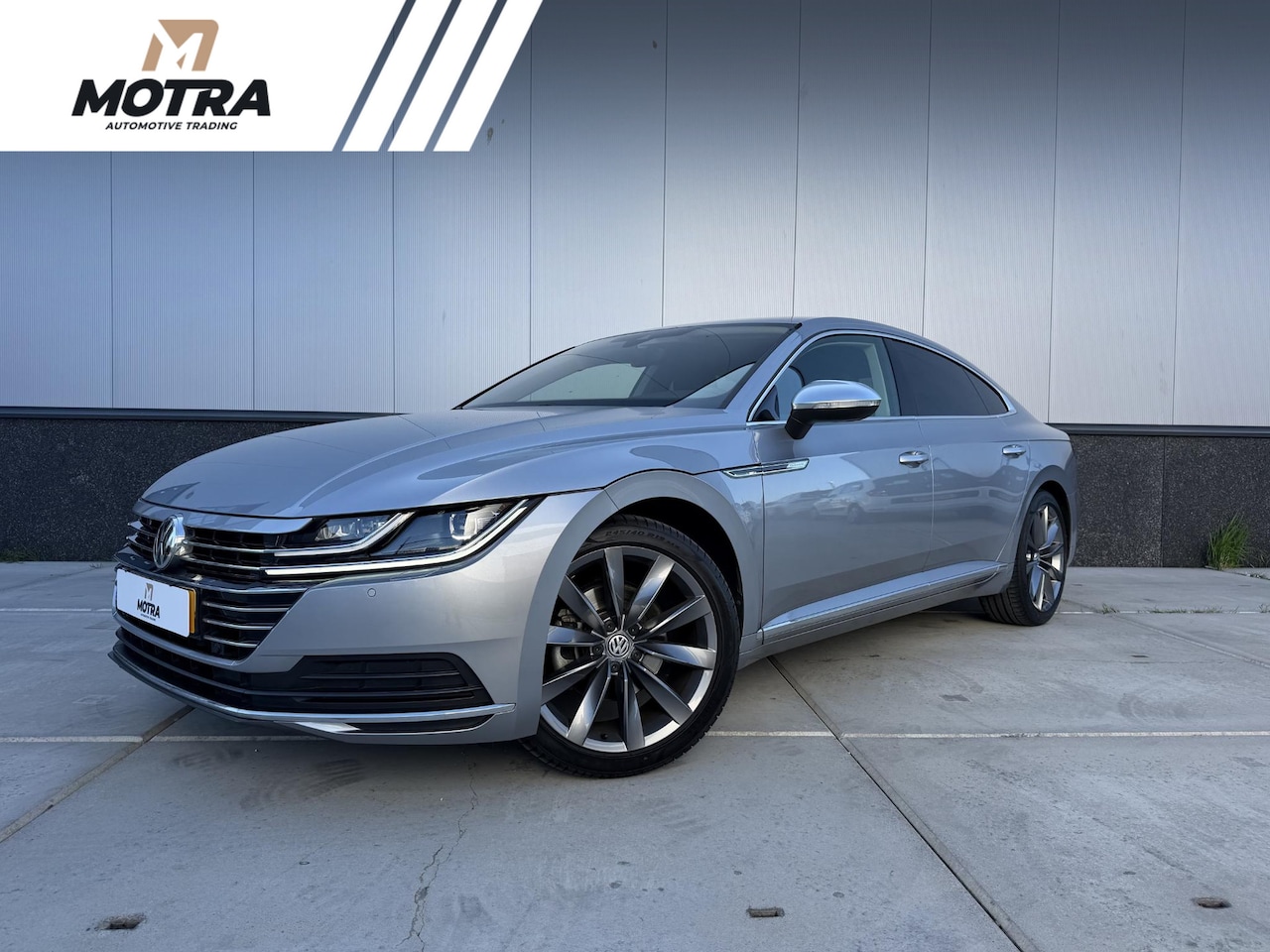 Volkswagen Arteon - 1.5 TSI 150pk DSG Elegance Business | Trekhaak | Camera | Stoelverwarming | DAB+ - AutoWereld.nl