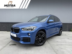 BMW X1 - sDrive20i High Executive | M Sport | LED | Camera | Stoelverwarming