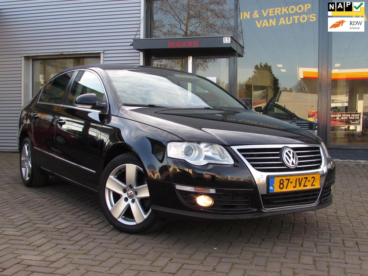 Volkswagen Passat - 1.4 TSI Highline BlueMotion Navigatie Bj2009 Nap - AutoWereld.nl