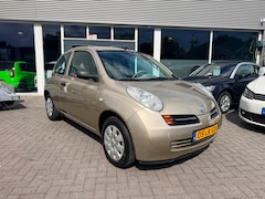 Nissan Micra - 1.2 Visia/Automaat/Weinig Km N.A.P/Mindervalide