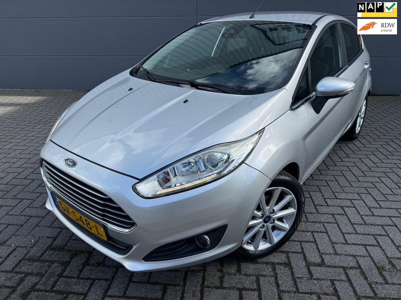 Ford Fiesta - 1.0 EcoBoost Titanium*Automaat*NAVI*Climat-Airco*Cruise*Park-Sensoren*2eEigenaar*NAP*APK - AutoWereld.nl
