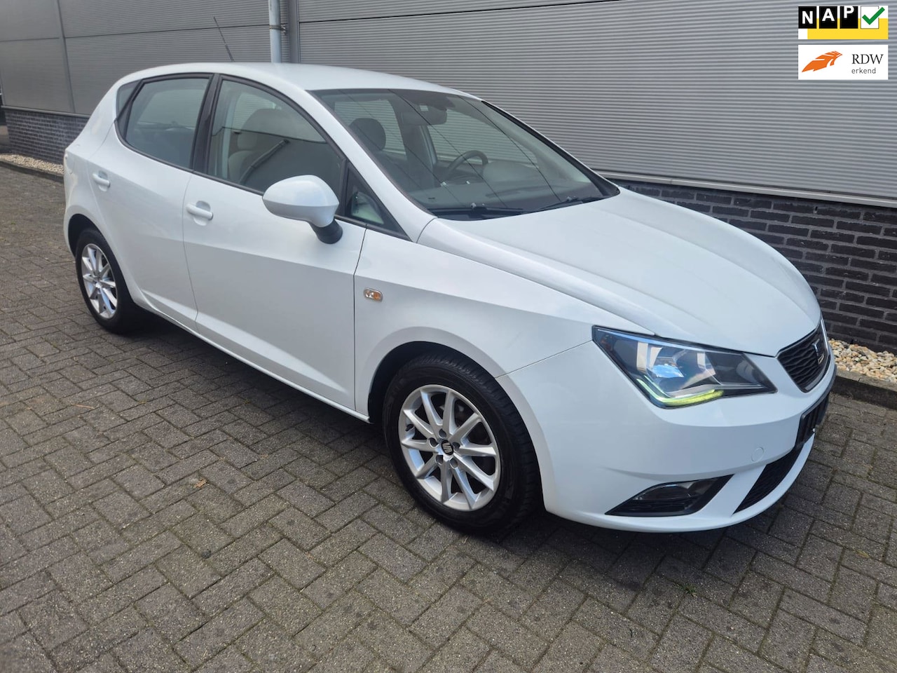 SEAT Ibiza - 1.0 EcoTSI Style Connect - nap - AutoWereld.nl