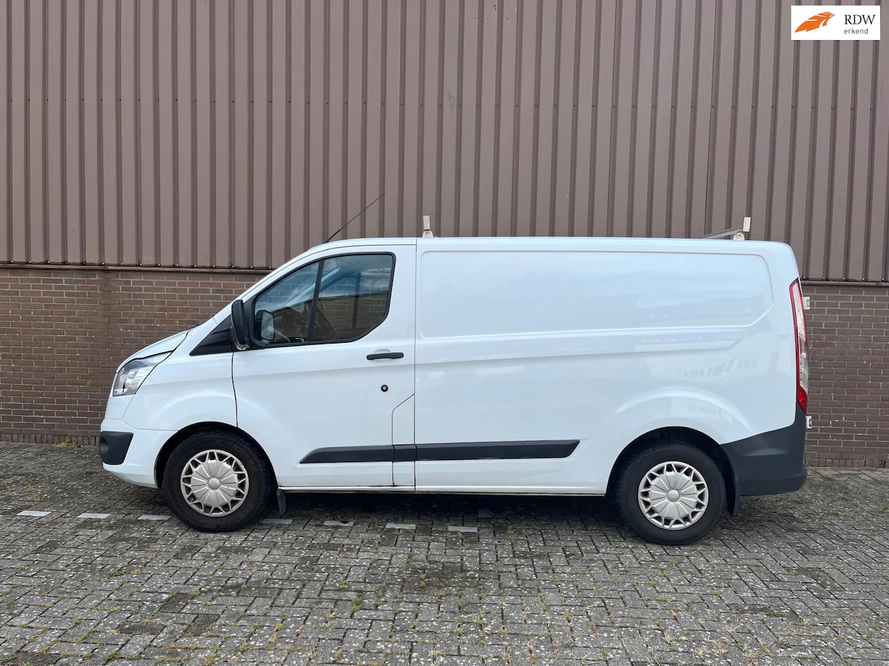 Ford Transit Custom - 270 2.2 Navi Airco Trekhaak BTW 21% - AutoWereld.nl