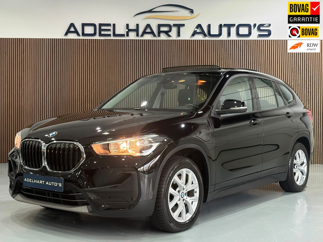 BMW X1 - XDrive25e eDrive Edition / Panorama dak / Cruise control / Navigatie full map / etc.. - AutoWereld.nl