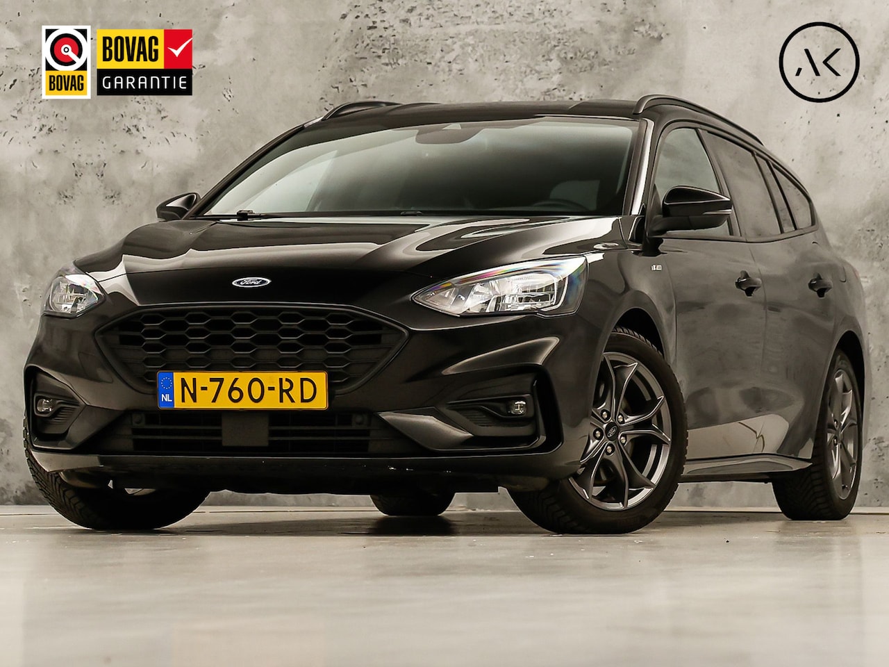 Ford Focus Wagon - 1.0 EcoBoost Hybrid ST Line (APPLE CARPLAY, GROOT NAVI, STUUR/STOELVERWARMING, GETINT GLAS - AutoWereld.nl
