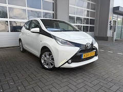 Toyota Aygo - 1.0 VVT-i x-play / CAMERA / BTW AUTO / CRUISE