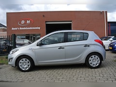 Hyundai i20 - 1.2i Business Edition airco inruil mogelijk nap