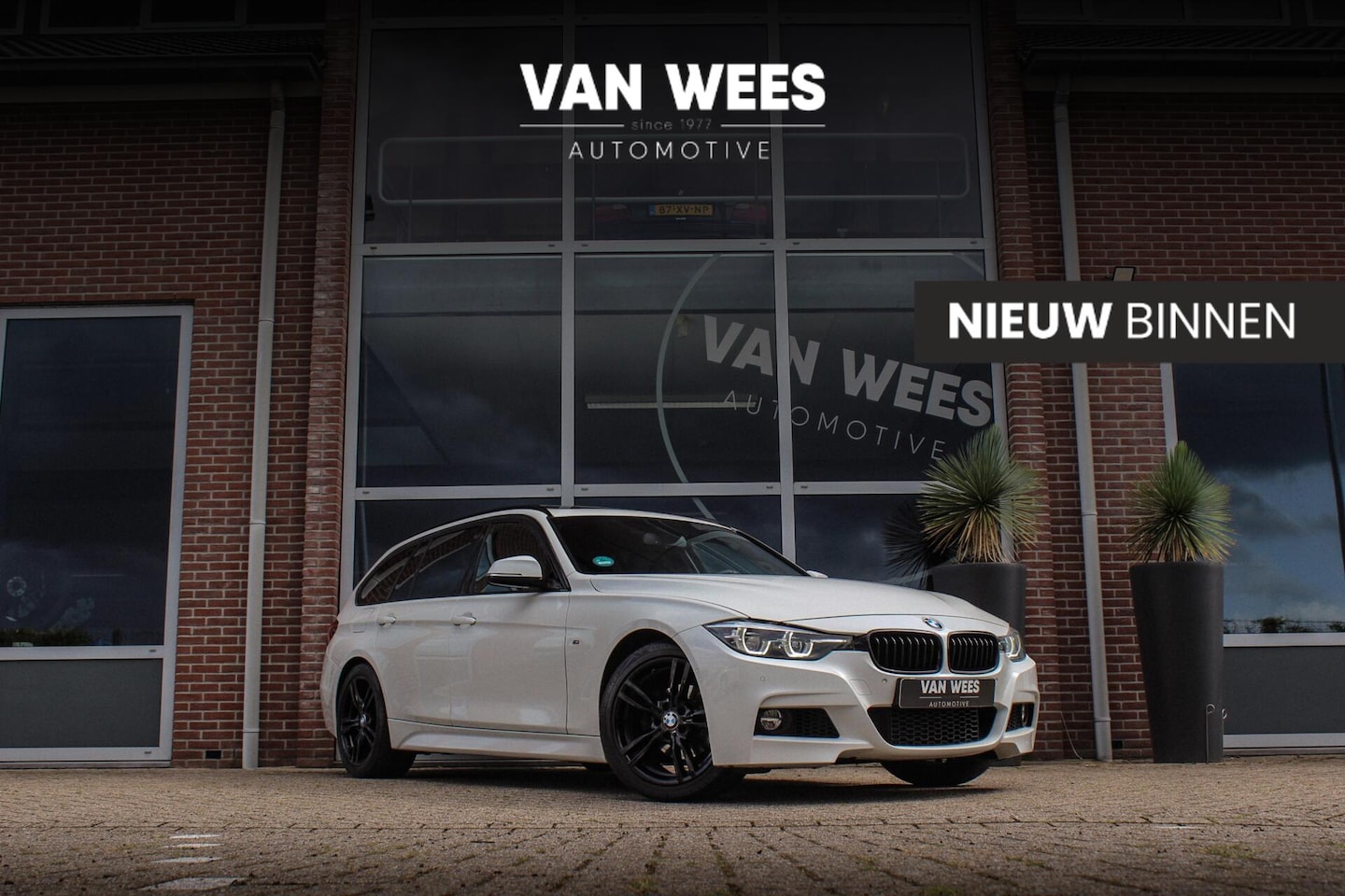 BMW 3-serie Touring - 318i M Sport Edition | 2e eigenaar | NL auto | Camera | Shadow Line | Panoramadak | HiFi a - AutoWereld.nl