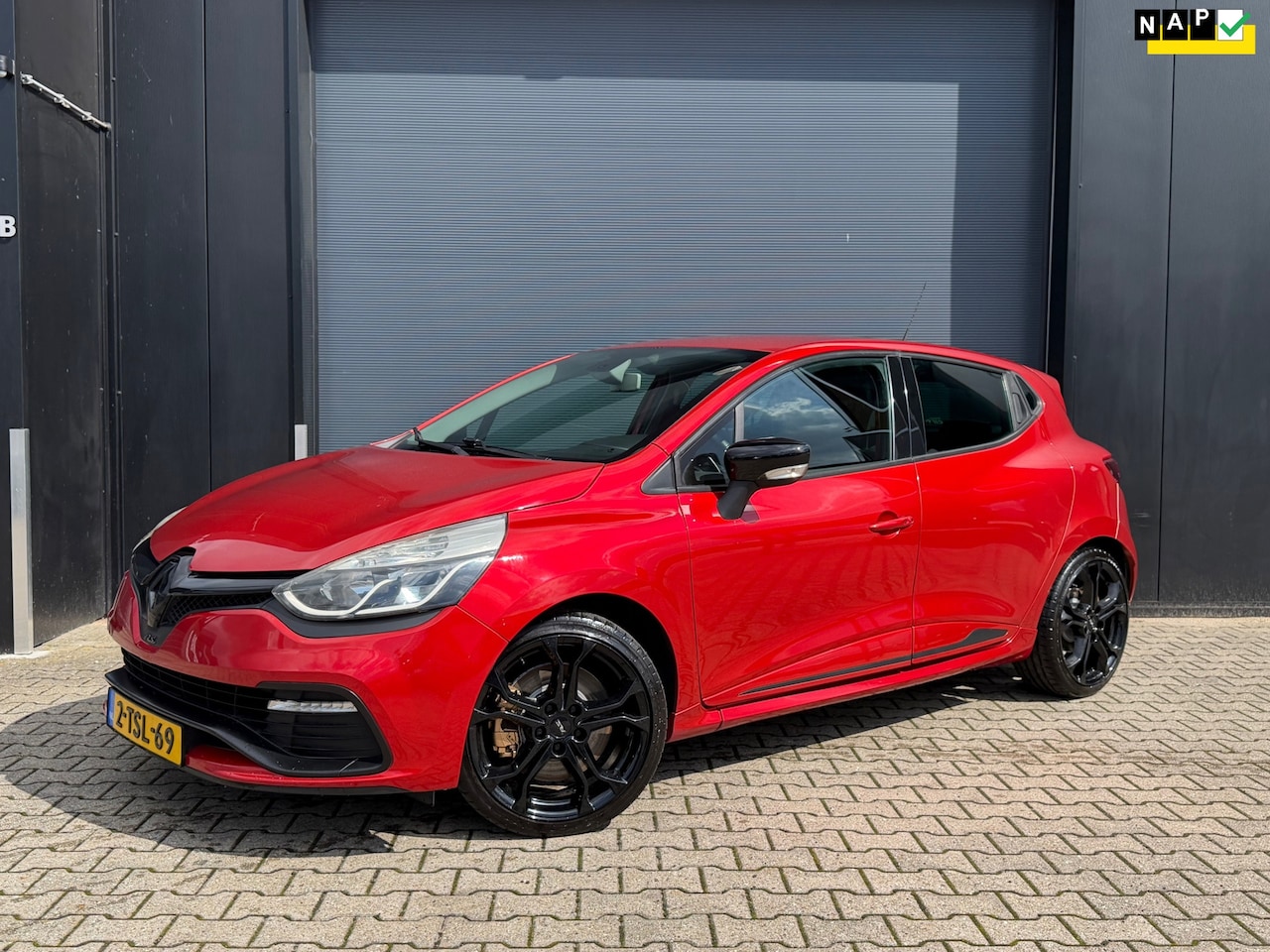 Renault Clio - 1.6 R.S. Keyless, Automaat, Flippers - AutoWereld.nl