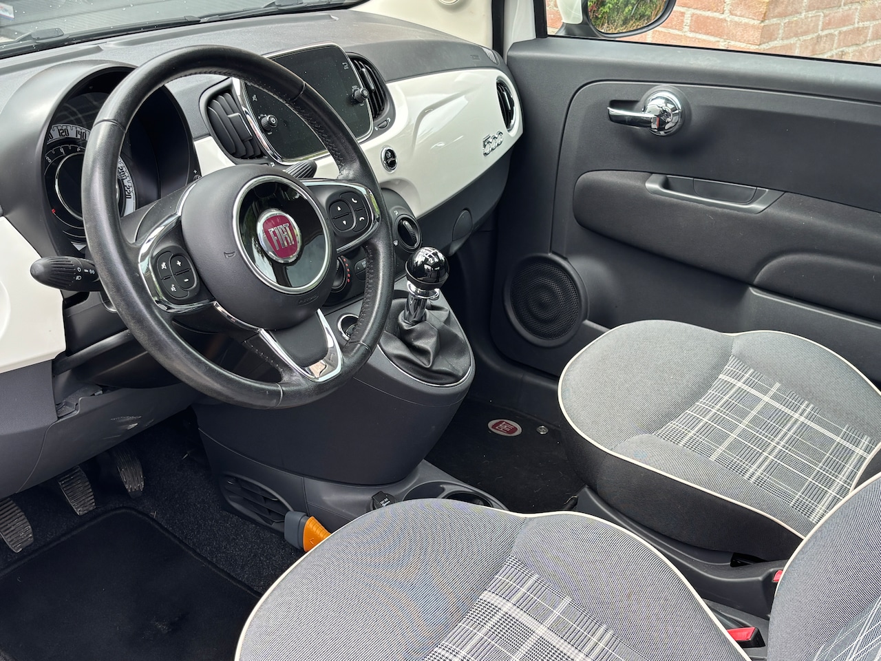 Fiat 500 - 0.9 TwinAir Turbo Lounge | Org-NL auto. Lage km. Pearl White. Airco. U-connect.