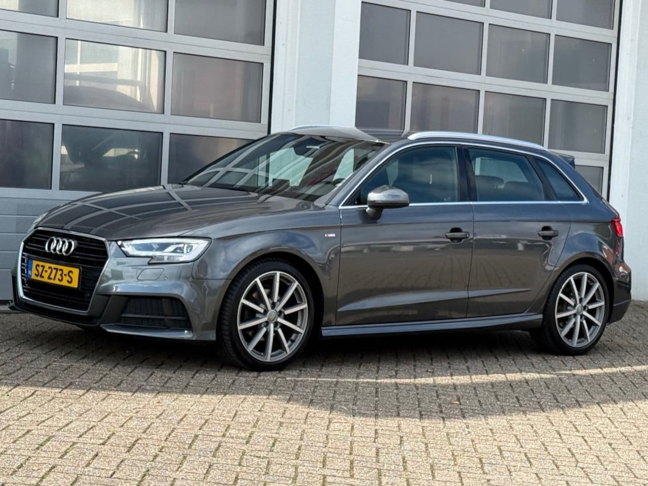 Audi A3 - 1.0 TFSI 116PK Sport 3x S-line Navi Cruise Pdc Rijklaar! - AutoWereld.nl