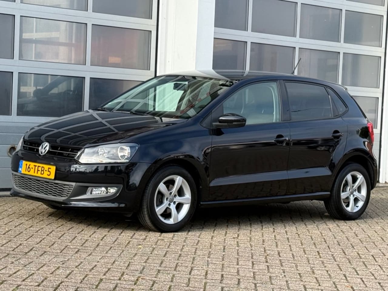 Volkswagen Polo - 1.2 TSI 90PK Comfortline 5-Drs Airco Cruise ketting vv! APK tot 07-2027! - AutoWereld.nl