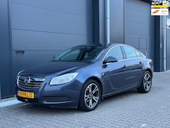 Opel Insignia - 1.8 EDITION BJ011 CLIMA NAVI LMV
