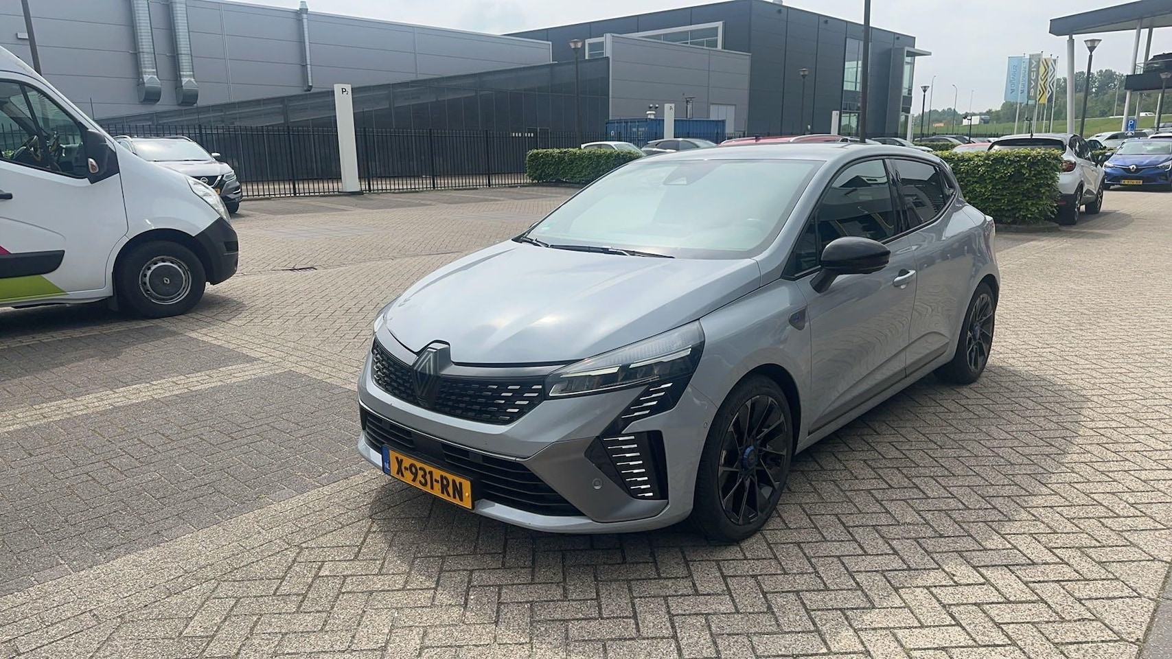 Renault Clio - 1.6 E-Tech Full Hybrid 145 esprit Alpine 1.6 E-Tech Full Hybrid 145 esprit Alpine - AutoWereld.nl