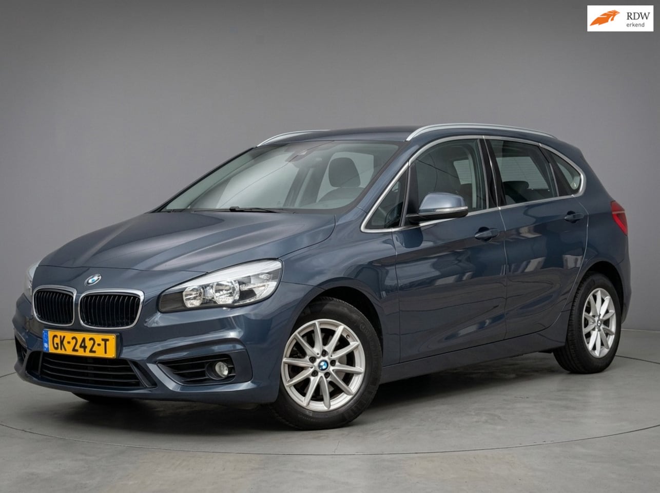 BMW 2-serie Active Tourer - 218i Essential|Automaat|Trekhaak|Navigatie|Cruise|NAP - AutoWereld.nl
