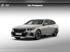 BMW 5-serie Touring - 530e M Sport Pro Edition | M Sportpakket Pro | Innovation Pack | Travel Pack | Comfort Pac