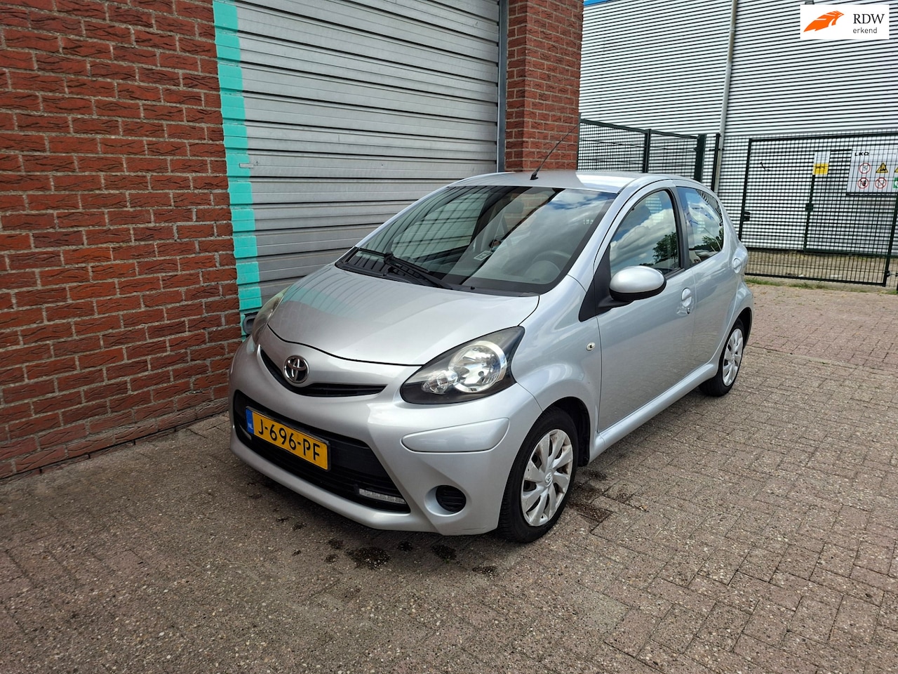 Toyota Aygo - 1.0 VVT-i Access airco NAP - AutoWereld.nl