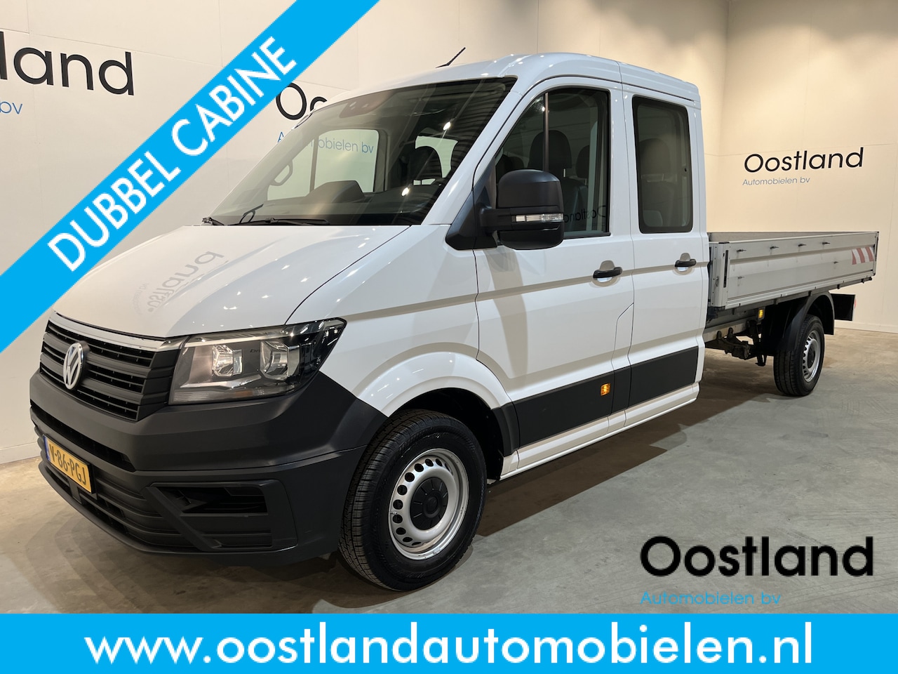Volkswagen Crafter - 35 2.0 TDI L4 DC Dubbel Cabine RWD 140 PK Open Laadbak / Euro 6 / Trekhaak 3.000 KG / Airc - AutoWereld.nl