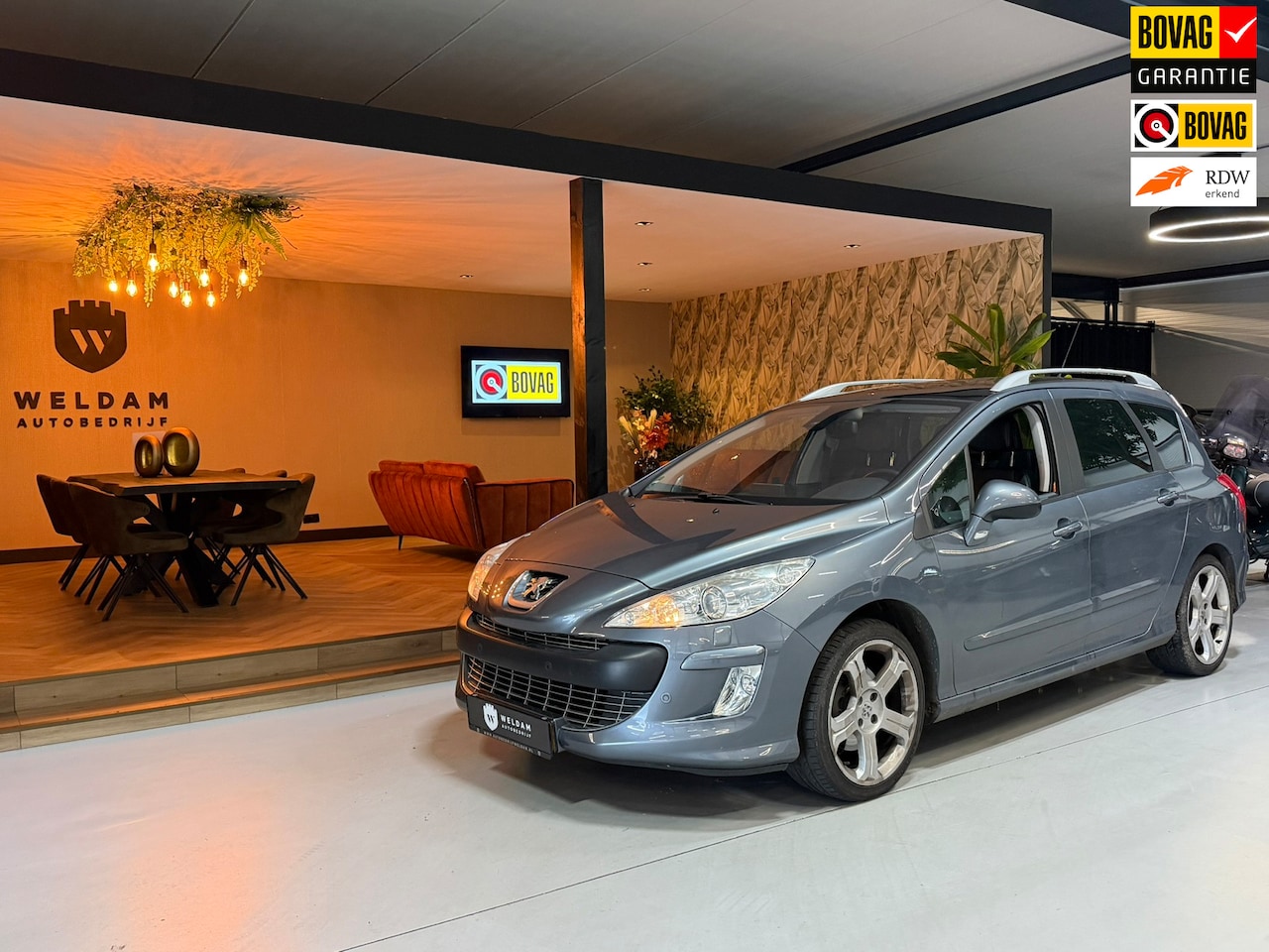 Peugeot 308 SW - 1.6 THP XTAutomaat|1e Eigenaar|Panoramadak|Leder|Trekhaak|18Inch|Climate|PDC|163DKM|Rijkla - AutoWereld.nl