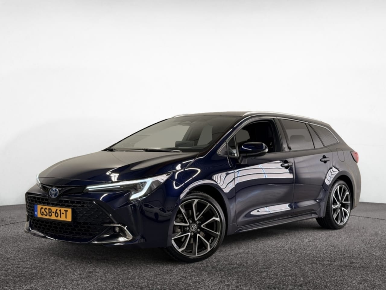 Toyota Corolla Touring Sports - Hybrid 200 Executive| JBL| HUD| Stoelverw.| Adap.Cruise| BSM - AutoWereld.nl