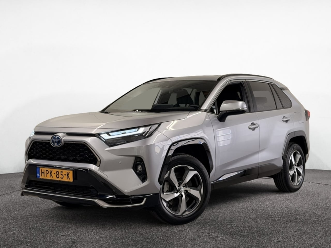 Toyota RAV4 - 2.5 Plug-in Hybrid Dynamic| Stoelverw.| Adap.Cruise| A.camera| P.sensoren - AutoWereld.nl