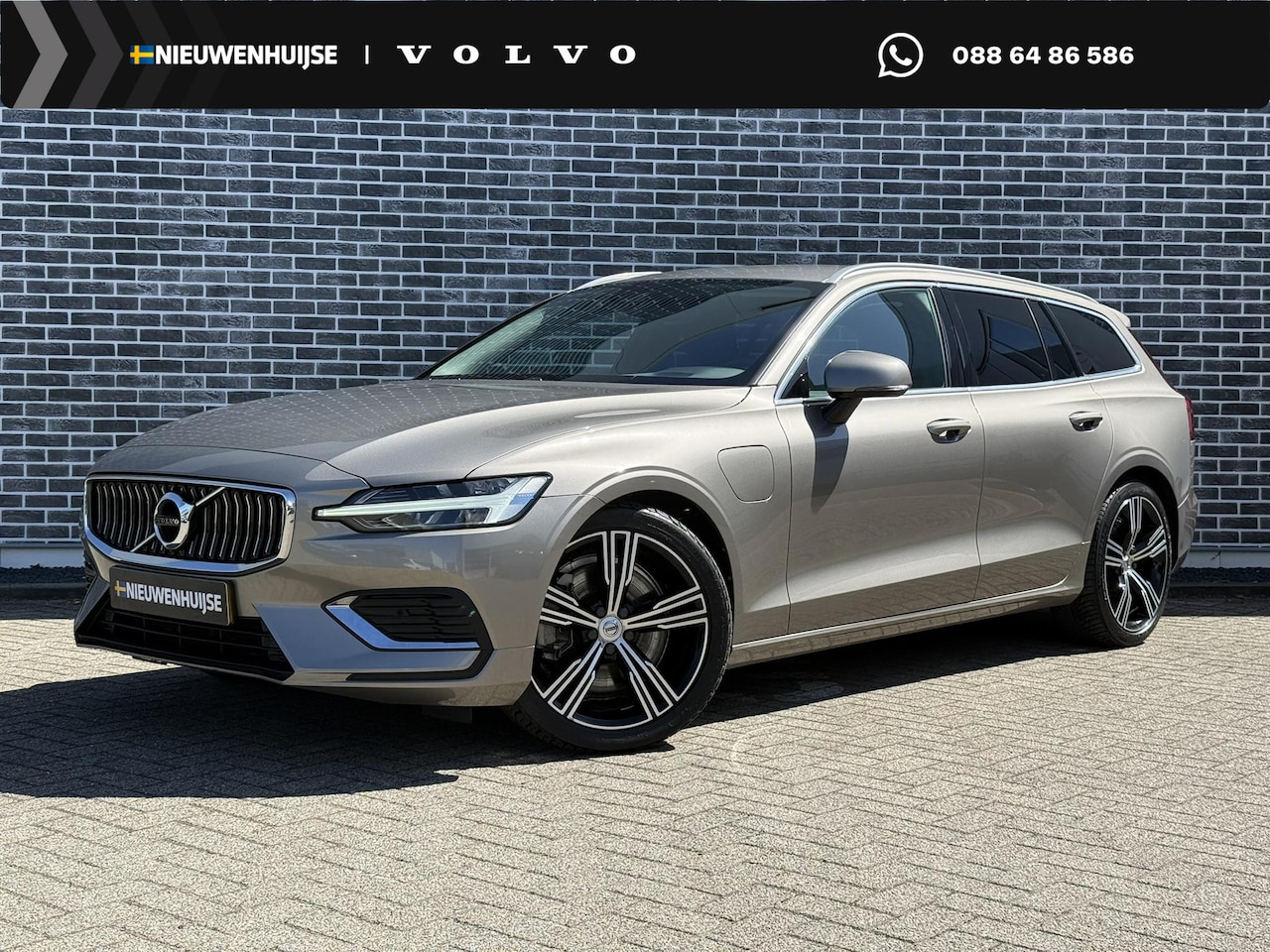 Volvo V60 - 2.0 T8 Recharge AWD Business Pro | Plug-in Hybrid (PHEV) | Trekhaak | Harman Kardon Audio - AutoWereld.nl