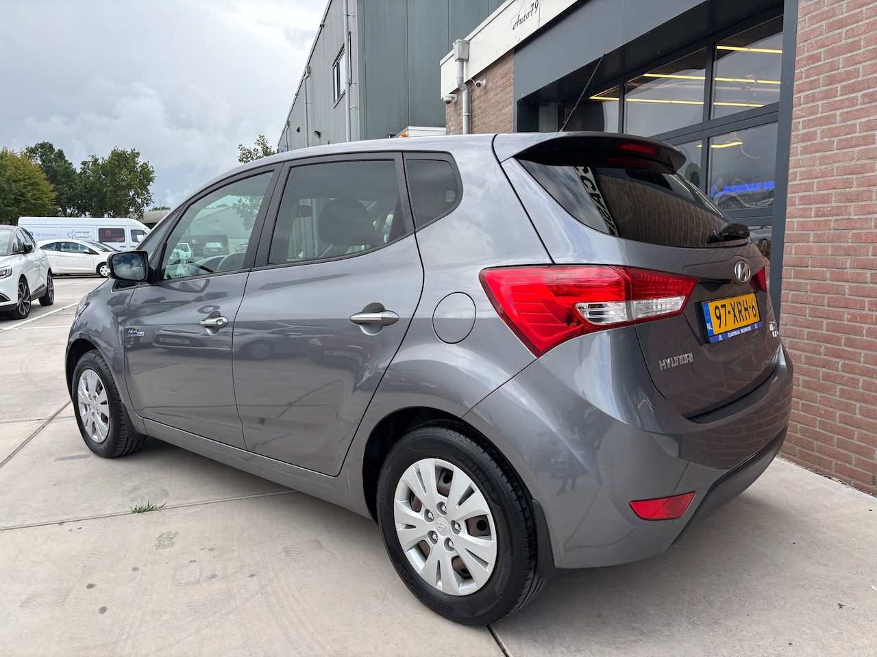Hyundai ix20 - 1.4i i-Motion | Org-NL auto. Airco. Hoge zit. Dealer ondh.