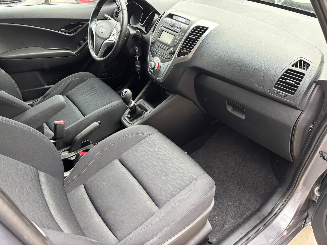 Hyundai ix20 - 1.4i i-Motion | Org-NL auto. Airco. Hoge zit. Dealer ondh.