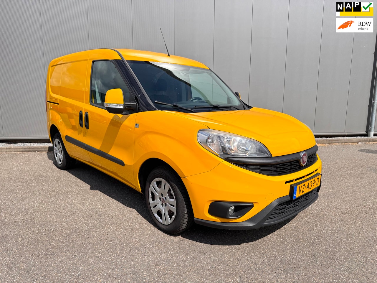 Fiat Doblò Cargo - 1.3 MJ L1H1 SX AIRCO NAVI ZIJDEUR - AutoWereld.nl