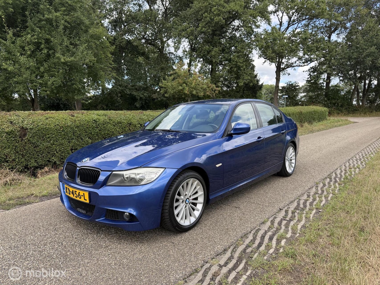 BMW 3-serie - 318i Business Line M Sport 2010 Facelift - AutoWereld.nl