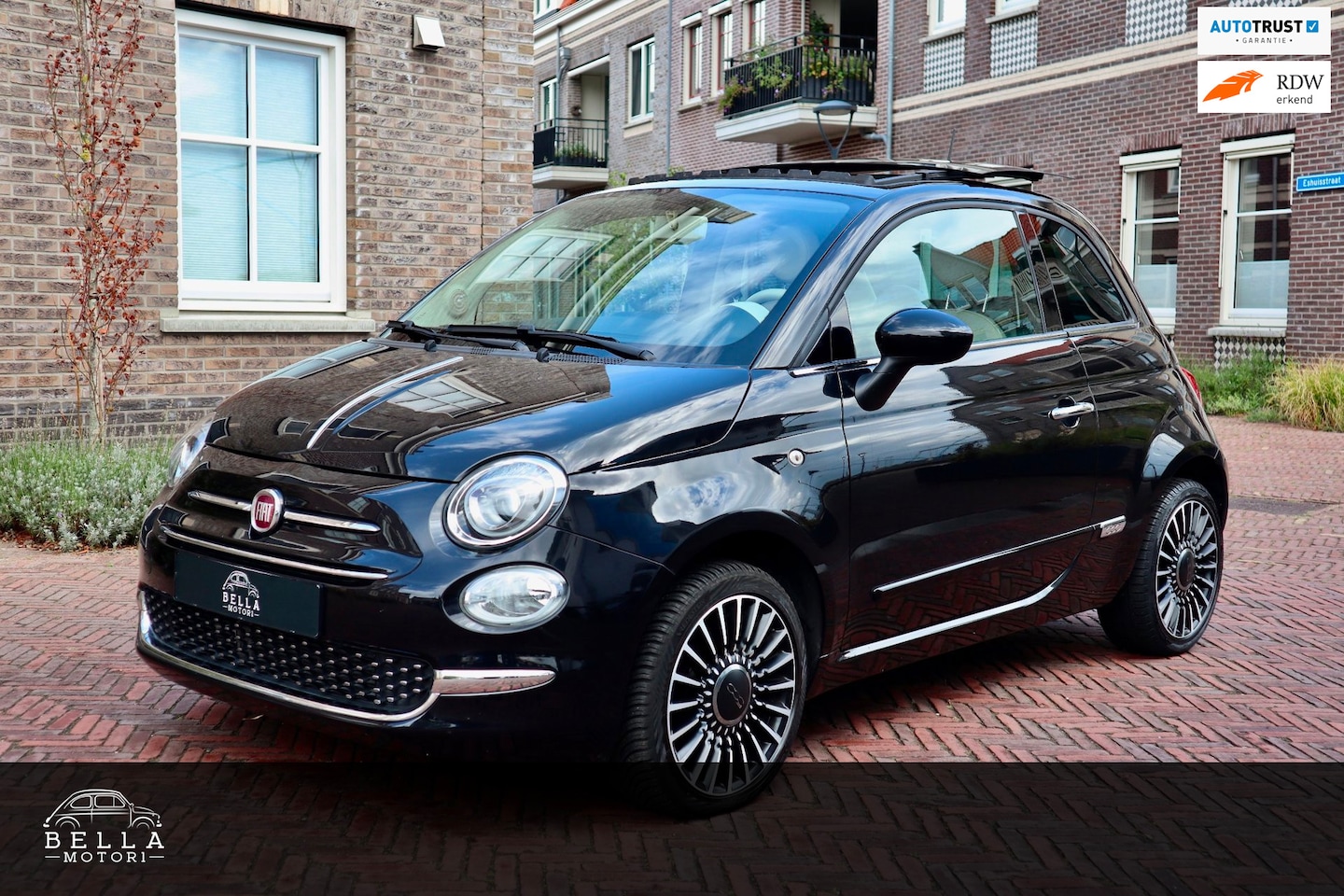 Fiat 500 - 1.2 Lounge | RIJKLAARPRIJS | Apple CarPlay | Panoramisch Zonnedak | Style-pakket - AutoWereld.nl