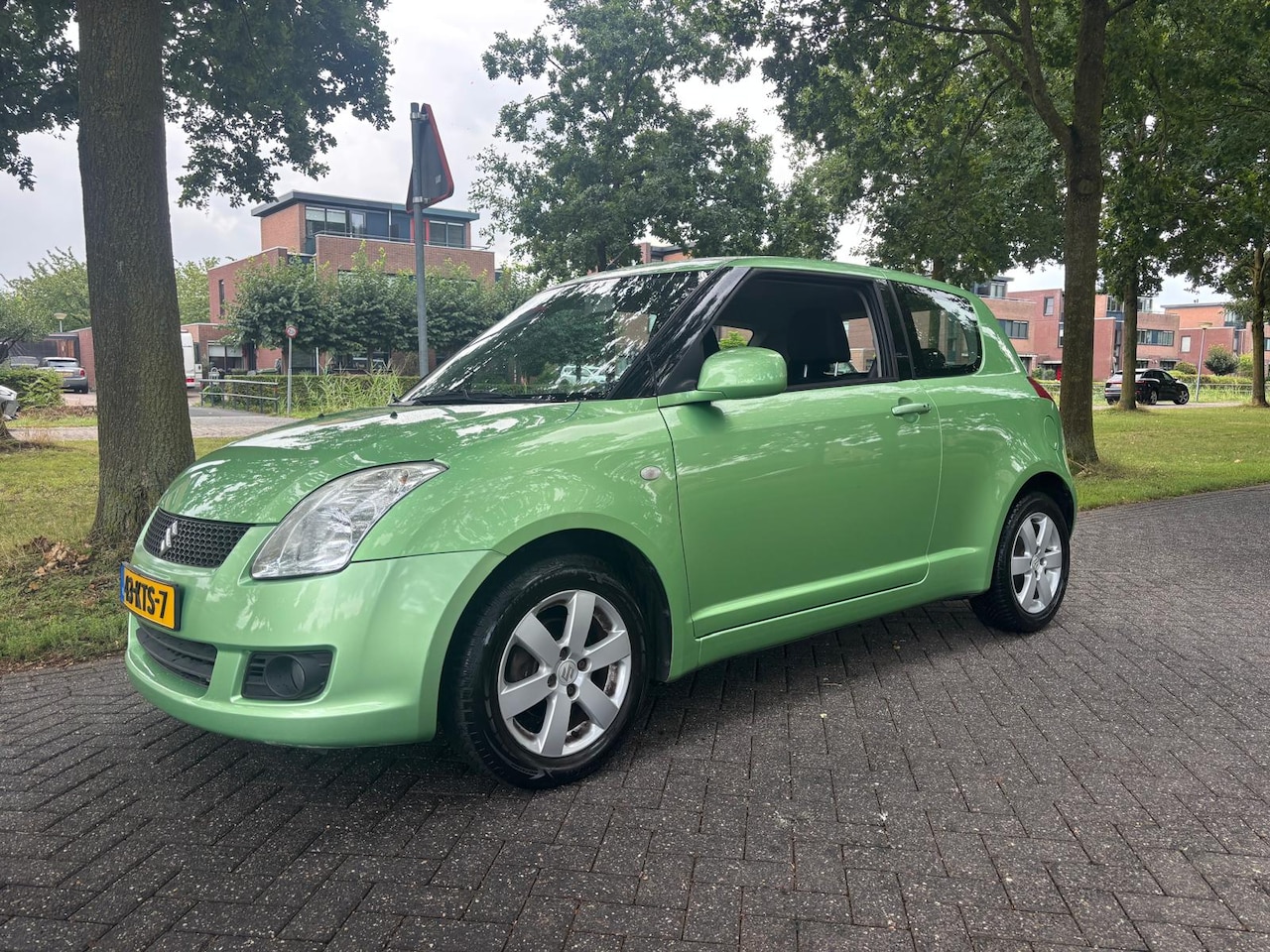 Suzuki Swift - 1.5 Exclusive 1.5 Exclusive - AutoWereld.nl