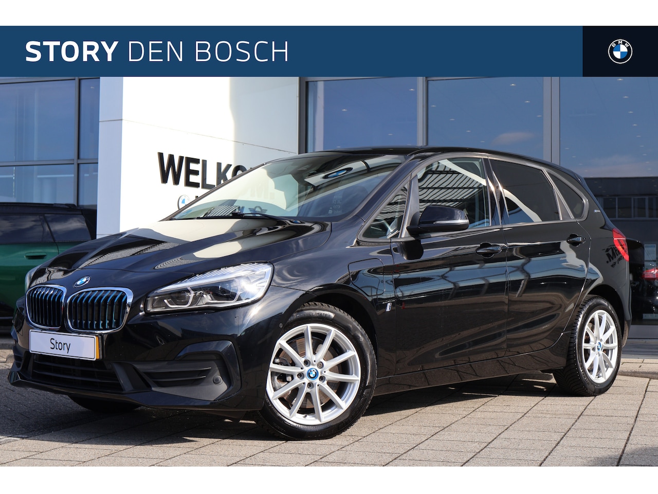 BMW 2-serie Active Tourer - 225xe Automaat / Stoelverwarming / LED / Navigatie / Driving Assistant / Cruise control - AutoWereld.nl