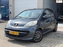 Peugeot 107 - 1.0-12V XR/ 3drs/ 1jaar apk/ airco/ EL-ramen/ zeer nette auto