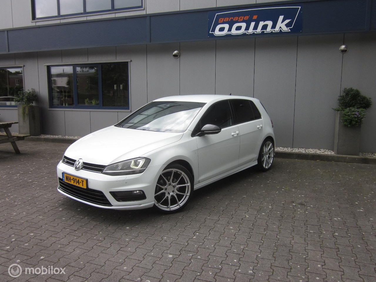 Volkswagen Golf - 1.4 TSI ACT Business Edition R Connected 1.4 TSI ACT Business Edition R Connected - AutoWereld.nl