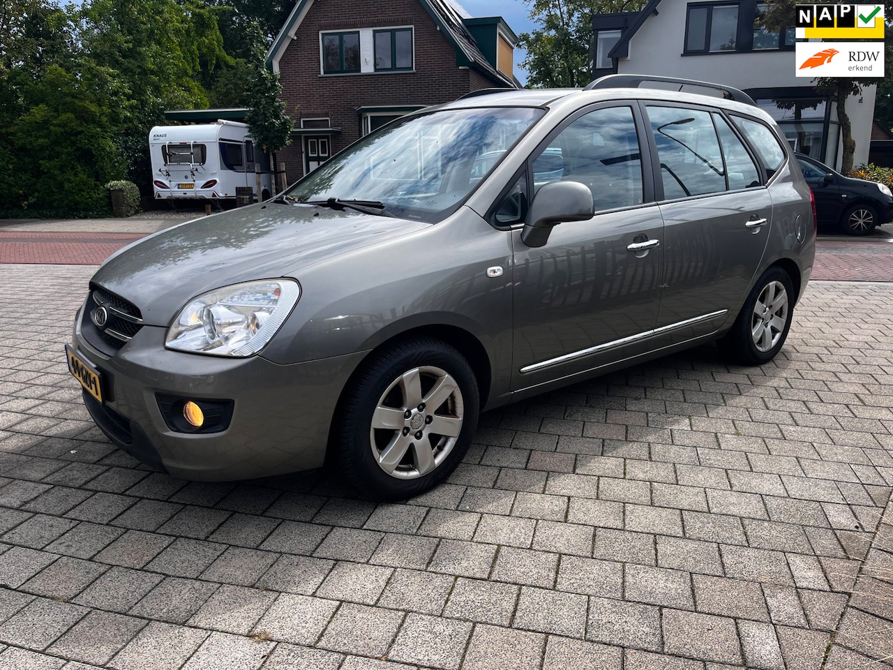Kia Carens - 2.0 CVVT X-ecutive Ecc Trekhaak Isofix LM inruilkoopje - AutoWereld.nl