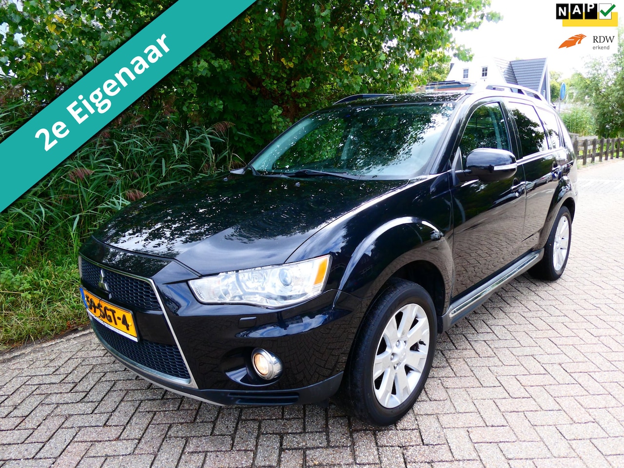 Mitsubishi Outlander - 2.0i 147pk Automaat 2e eig. Leder Schuifdak Trekhaak - AutoWereld.nl