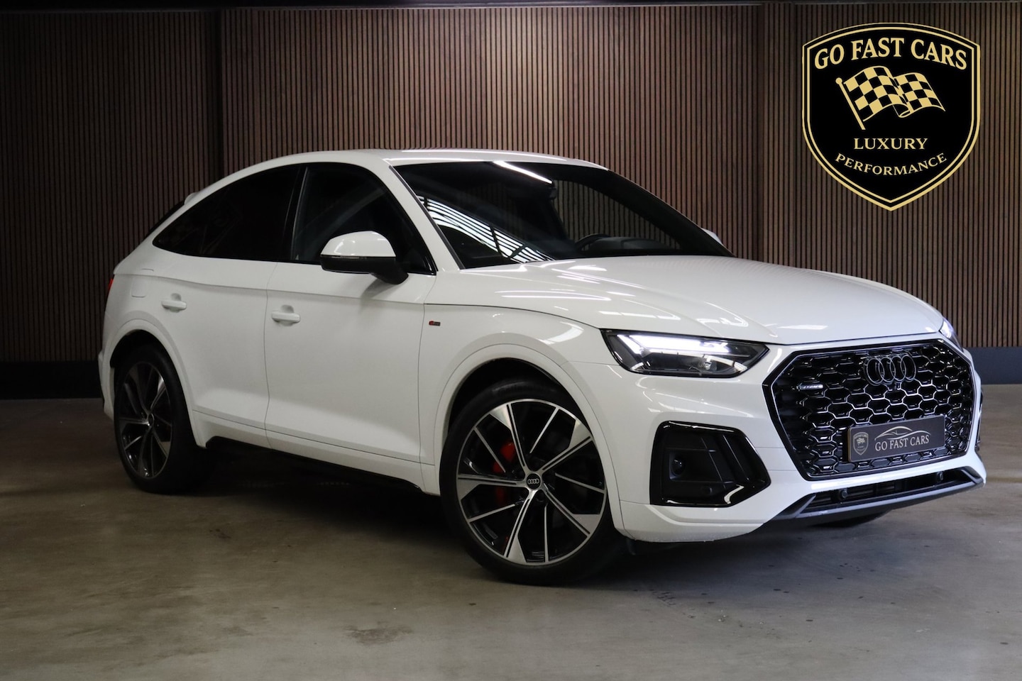Audi Q5 Sportback - 50 TFSI e S edition |Competition|3xS-line|RS Stoelen|Pano|Led Matrix Oled|Keyless|Stoel ve - AutoWereld.nl