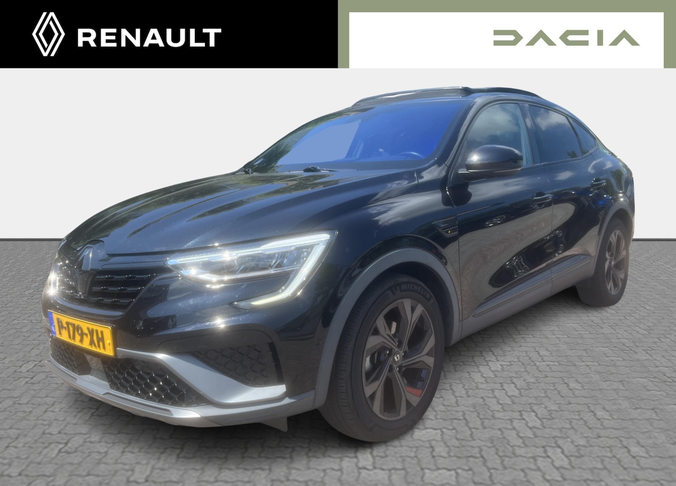Renault Arkana - 1.6 E-Tech Hybrid 145 R.S. Line - Panorama dak - AutoWereld.nl