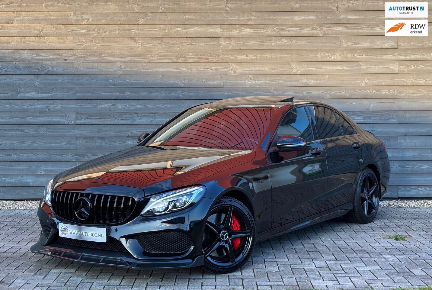 Mercedes-Benz C-klasse - AMG 43 4MATIC PANO CAMERA NIGHPACK SFEER - AutoWereld.nl